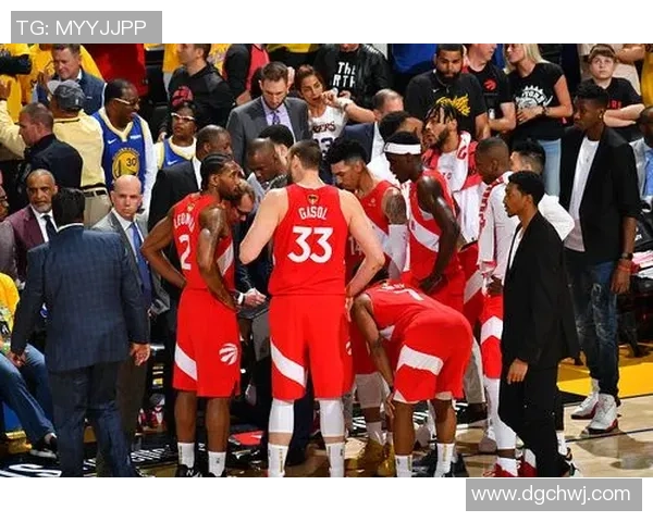 猛龙与勇士比赛得分对比分析及其影响因素探讨